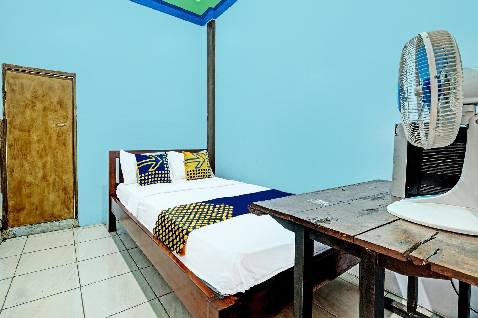 Spot On 91916 Joglo Doyong Homestay Syariah Джокьякарта Экстерьер фото